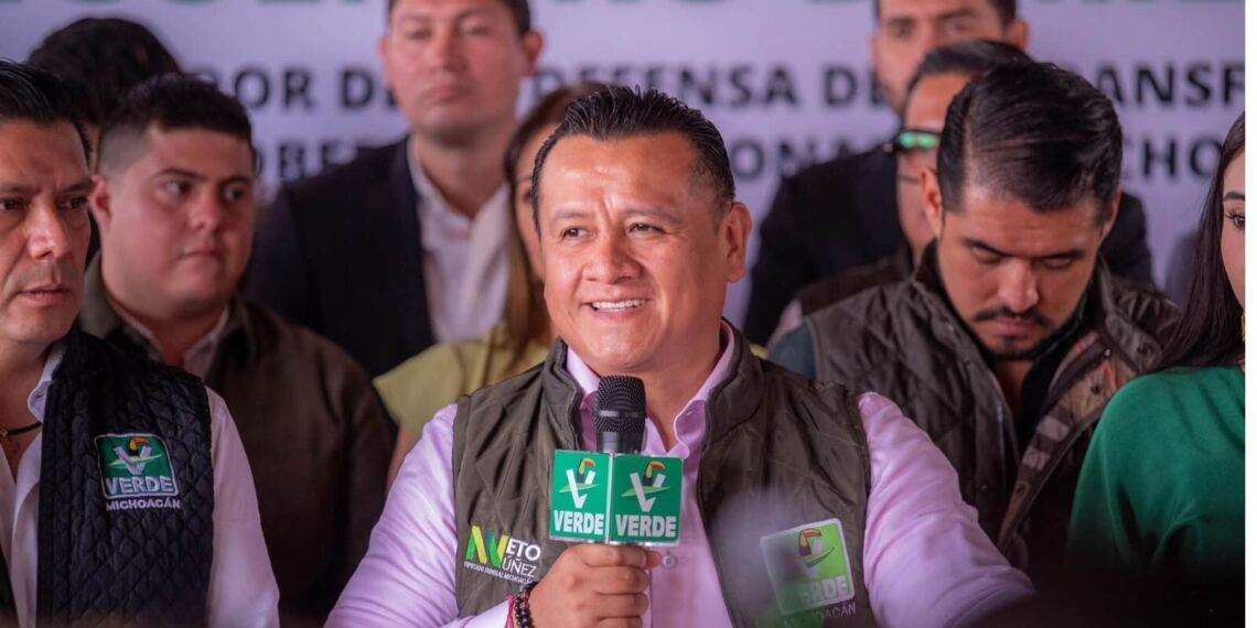 Carlos Torres Piña