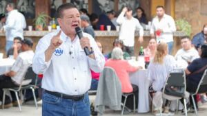 César Jáuregui