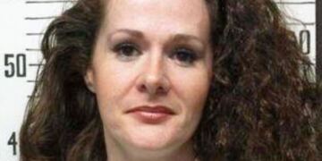 Christa Pike sobrevivió a dos inyecciones letales; Tennessee suspende las ejecuciones