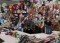 Los Tigres del Norte conquistan el Tiny Desk con música y un mensaje pro-migrante